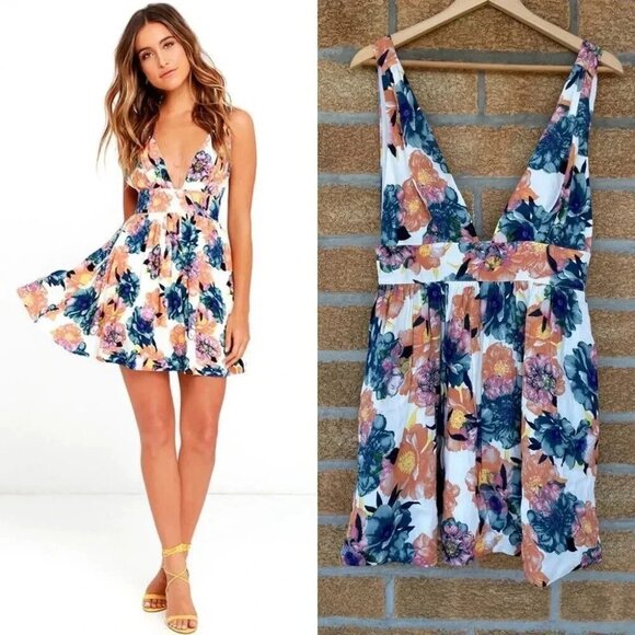 NBD Lightning White Floral Print Skater Dress M - Picture 1 of 14